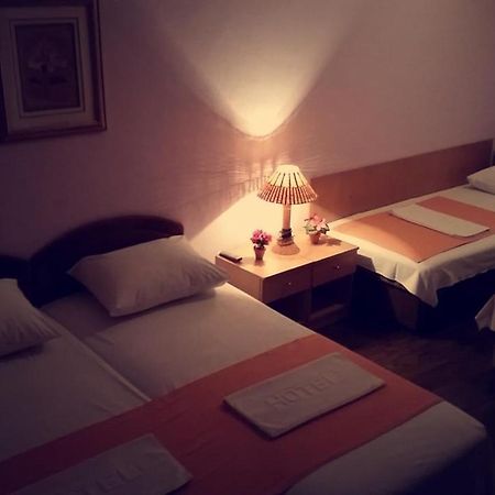 Motel Aura Mostar Ngoại thất bức ảnh