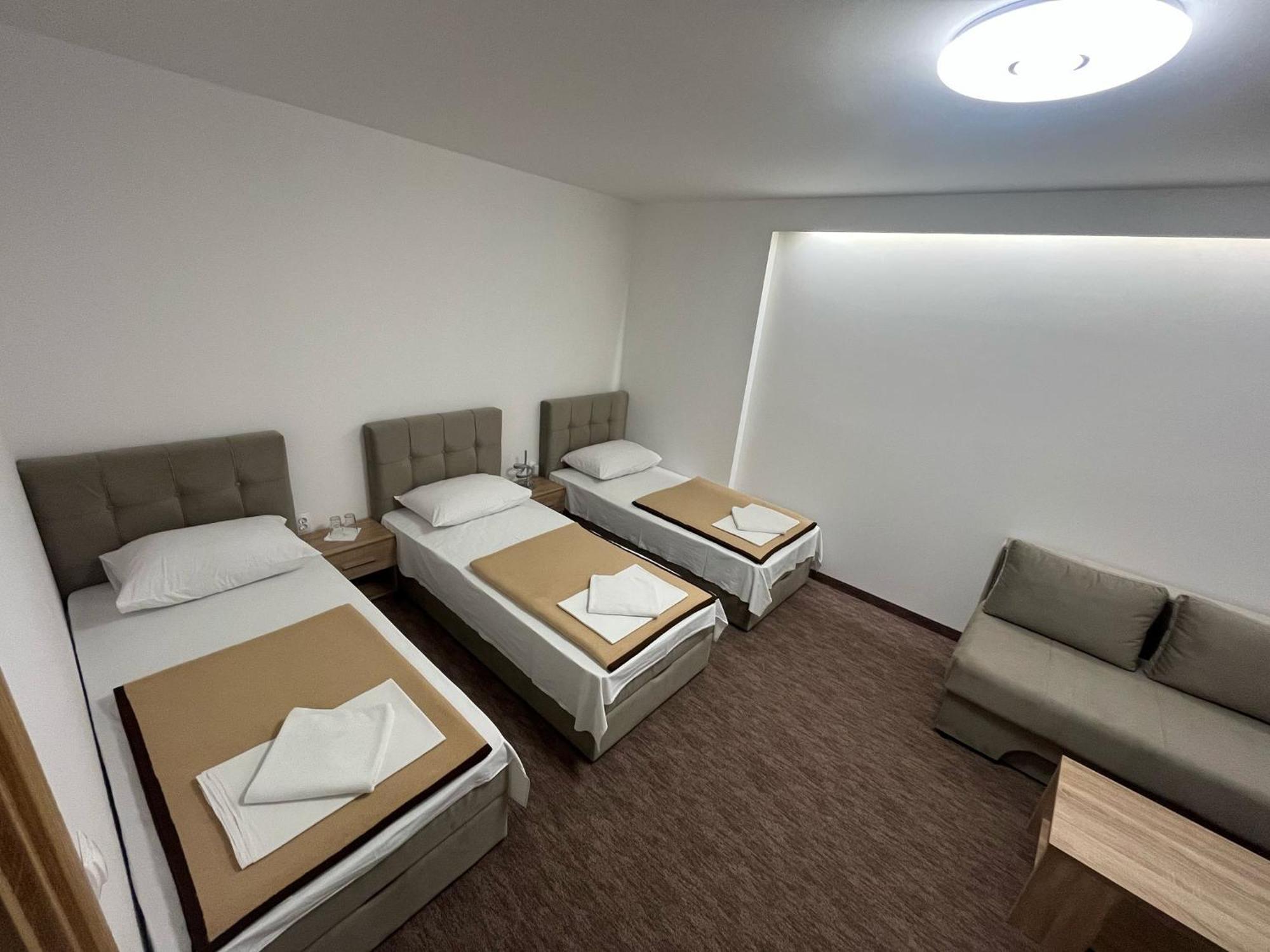 Motel Aura Mostar Ngoại thất bức ảnh