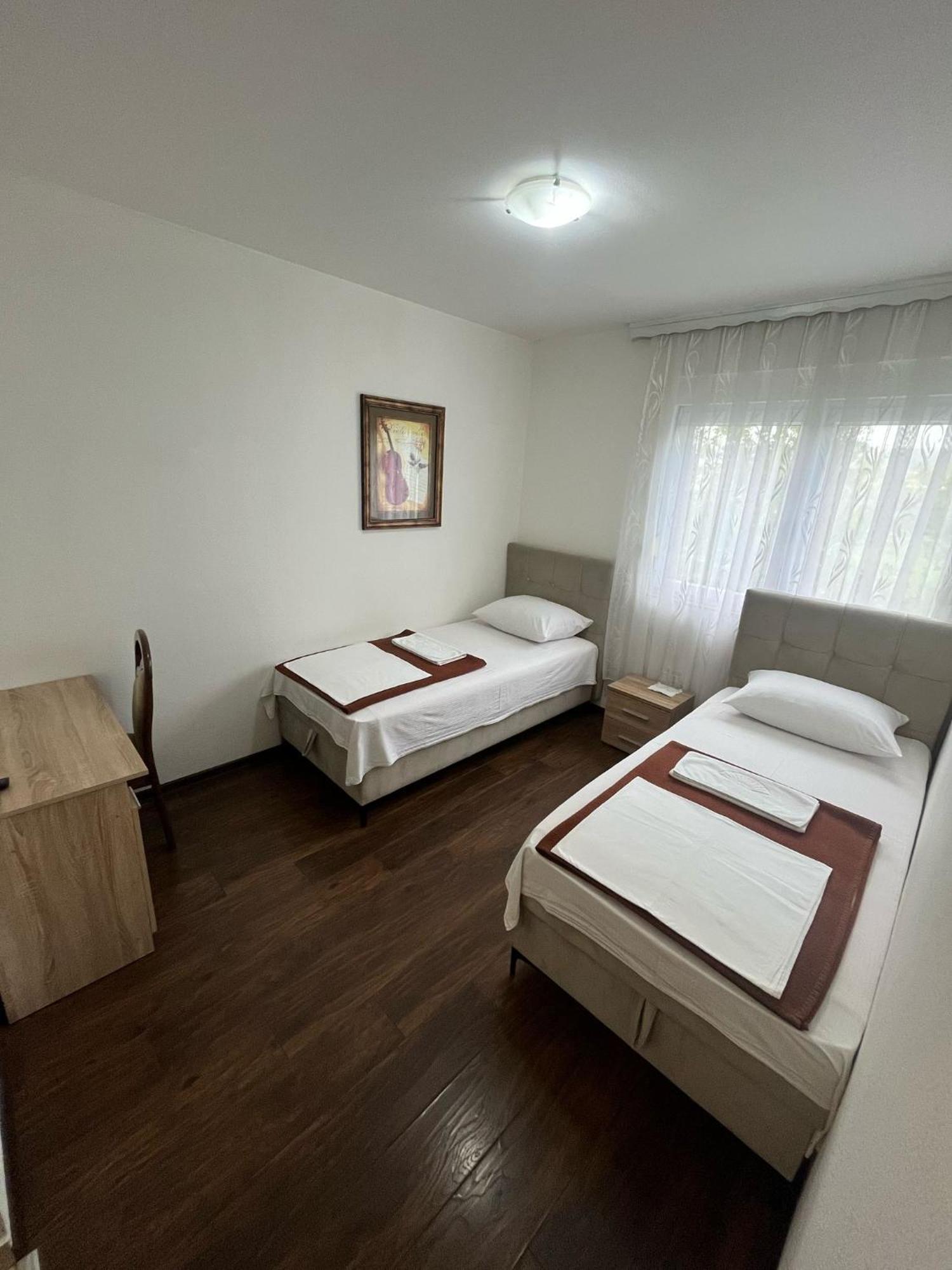 Motel Aura Mostar Ngoại thất bức ảnh