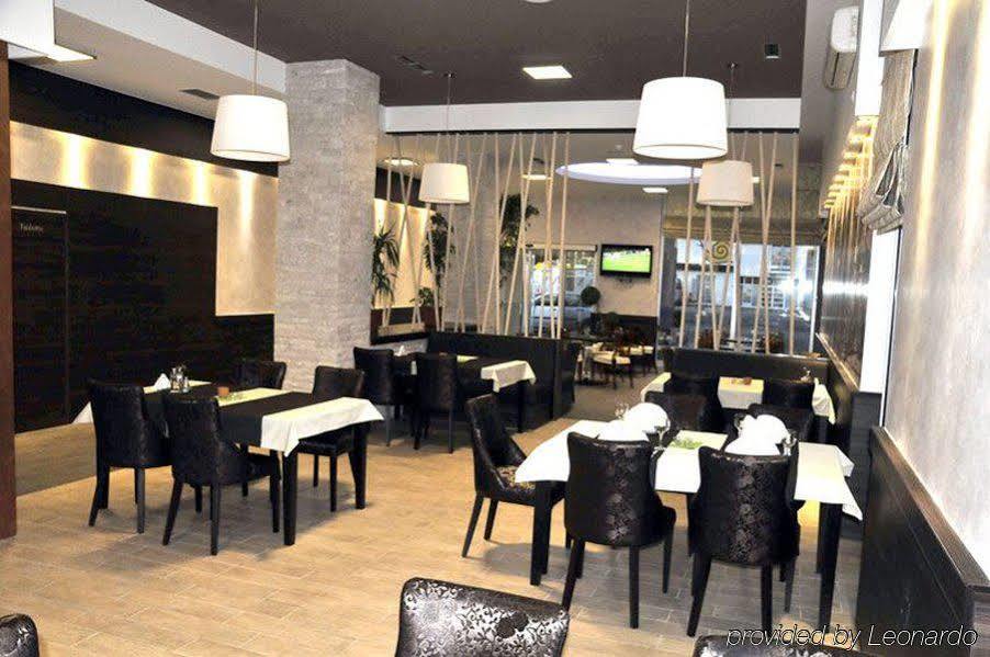 Motel Aura Mostar Ngoại thất bức ảnh